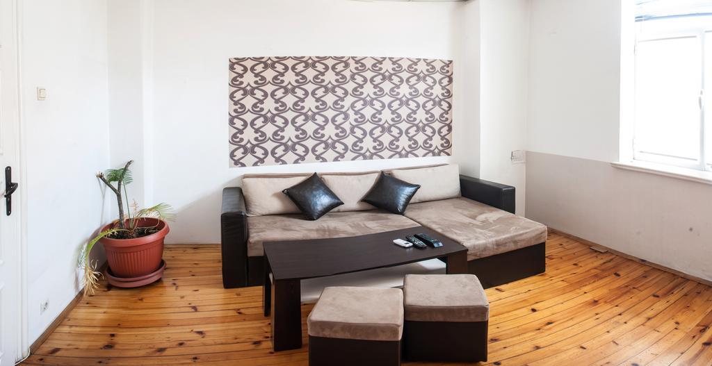 Sofia Central Guest Rooms חדר תמונה