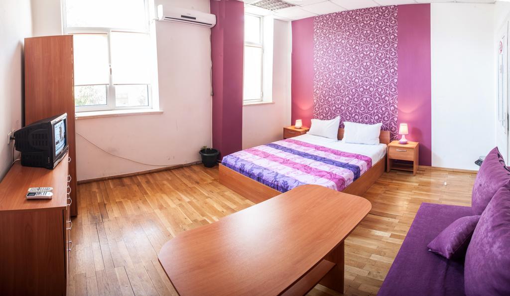 Sofia Central Guest Rooms חדר תמונה